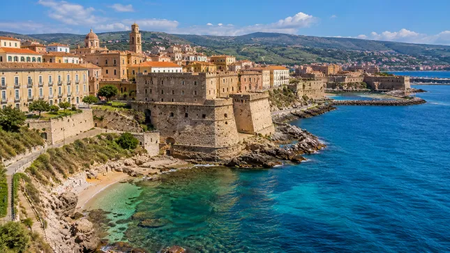 Crotone (Calabria), tra Magna Grecia e castelli sul mare