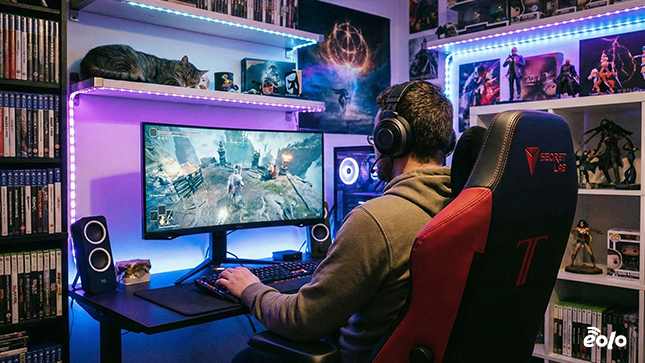 gamer gioca al computer gamer gioca al computer